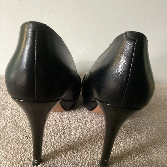Nine West Black Leather Stilettos size 8 - Picture 5 of 8